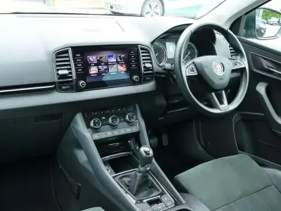 Używany Skoda Karoq SE L 150 KM (110 kW) 2018 Zielony SUV