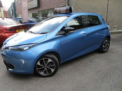 Used Renault Zoe Dynamique 67 kW (92 HP) 2017 Blue Hatchback