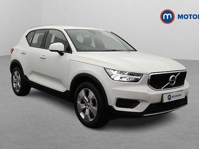 White Used 2021 Volvo XC40 Momentum SUV | £21,349 (Fair price)