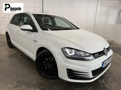 Second-hand VW Golf VII GTD 150 CP (110 kW) 2015 Alb Hatchback