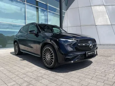 Used Mercedes GLC300 AMG Line Premium Plus 258 HP (189 kW) 2026 Black SUV