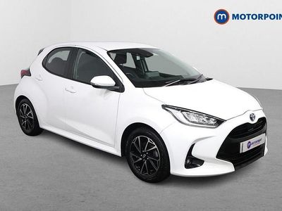 Used Toyota Yaris Hybrid Design 2023 White Hatchback