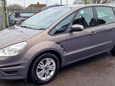 Used Ford S-MAX Zetec 160 HP (117 kW) 2012 Brown MPV