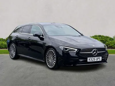 Usado Mercedes CLA220 AMG Line Premium 190 HP (139 kW) 2025 Preto Sedan