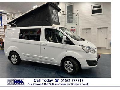 Used Ford Transit Custom Limited 125 HP (91 kW) 2016 White MPV