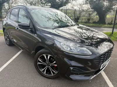 Usado Ford Kuga ST-Line X 120 CV (88 kW) 2022 Negro SUV