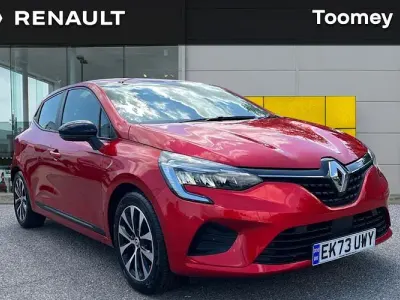 Used Renault Clio Evolution 145 HP (106 kW) 2023 Red  Hatchback