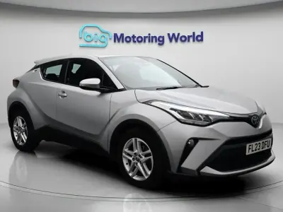 Used Toyota C-HR 122 HP (89 kW) 2023 Silver SUV