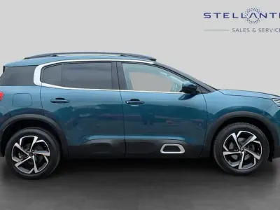 Usado Citroën C5 Aircross Shine 127 CV (93 kW) 2021 Azul SUV