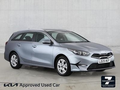 Used Kia Ceed 138 HP (101 kW) 2025 Silver Hatchback