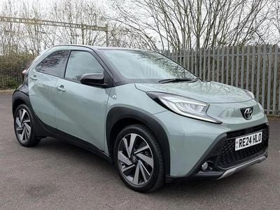 Używany Toyota Aygo X 72 KM (52 kW) 2024 Zielony SUV