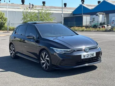 Used VW Golf VII R-line 150 HP (110 kW) 2021 Black Hatchback