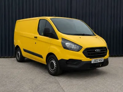 Used Ford Transit Custom 130 HP (95 kW) 2022 Yellow Van