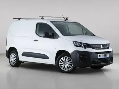 Used Peugeot Partner 131 HP (96 kW) 2021 White MPV