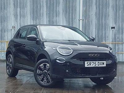 New Fiat 600 100 HP (73 kW) 2025 Black SUV