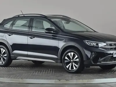 Begagnad VW Taigo Life 95 HK (69 kW) 2023 Svart SUV