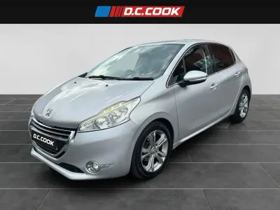 Used Peugeot 208 Allure 2015 Silver Hatchback