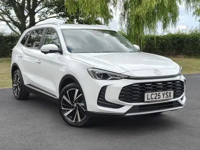 Used MG ZS Trophy 196 HP (144 kW) 2025 White SUV