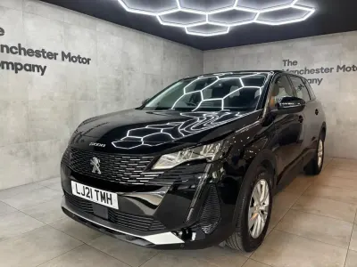 Gebraucht Peugeot 5008 Active Premium 130 PS (95 kW) 2021 Schwarz SUV