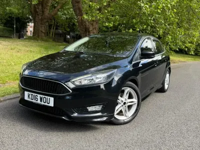 Used Ford Focus Zetec 125 HP (91 kW) 2016 Black Hatchback