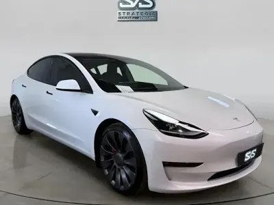 Used Tesla Model 3 Performance 461 kW (627 HP) 2021 White Sedan