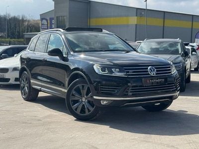 Black Used 2015 VW Touareg R-line SUV | £12,000 (A bit pricey)