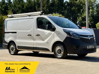 Used Vauxhall Vivaro S 2016 White