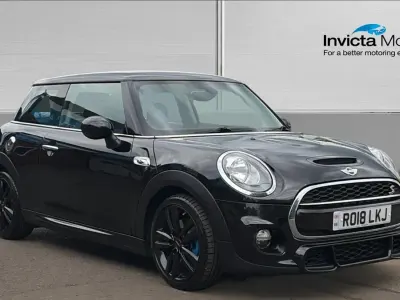 Used Mini Cooper S Hatch 210 HP (154 kW) 2018 Black Hatchback