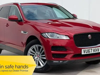 Used Jaguar F-Pace Portfolio 240 HP (176 kW) 2017 Red SUV