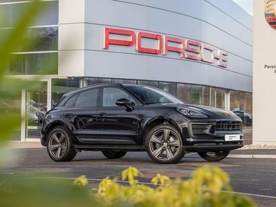 Used Porsche Macan 265 HP (194 kW) 2024 Black SUV
