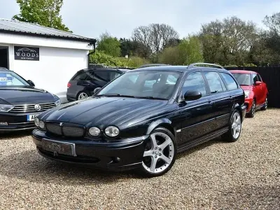 Usado Jaguar X-type 231 HP (169 kW) 2006 Preto Carrinha