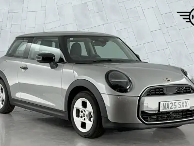 Used Mini Cooper Hatch 113 kW (154 HP) 2025 Silver Hatchback