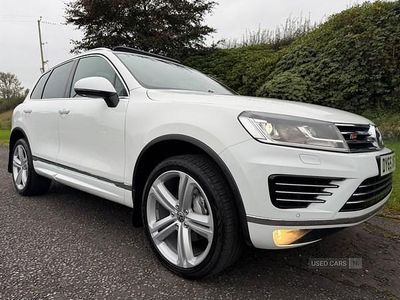 White Used 2015 VW Touareg R-line SUV | £14,995 (A bit pricey)