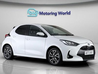 Used Toyota Yaris Hybrid Design 116 HP (85 kW) 2023 White Hatchback