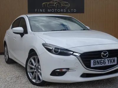Usado Mazda 3 Inclusive 165 HP (121 kW) 2016 Branco Citadino