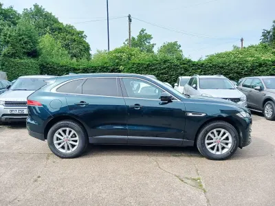 Used Jaguar F-Pace Prestige 250 HP (183 kW) 2017 Green SUV