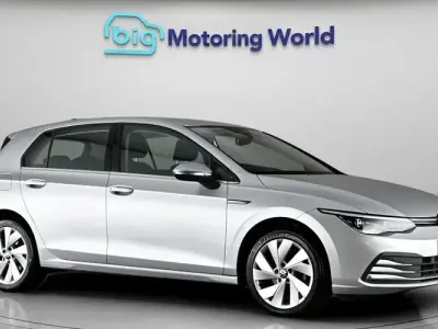 Used VW Golf VIII Style 150 HP (110 kW) 2023 Silver Hatchback