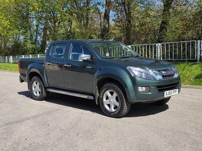 Used Isuzu D-Max 2015 Green Pickup