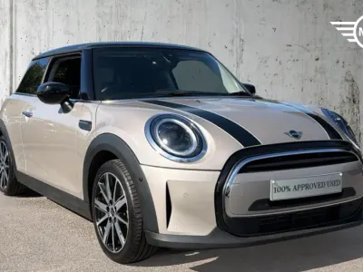 Used Mini Cooper Classic 136 HP (100 kW) 2022 Rooftop grey Hatchback