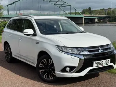 Used Mitsubishi Outlander P-HEV 2015