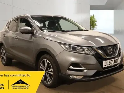 Used Nissan Qashqai N-Connecta 115 HP (84 kW) 2017 Grey SUV