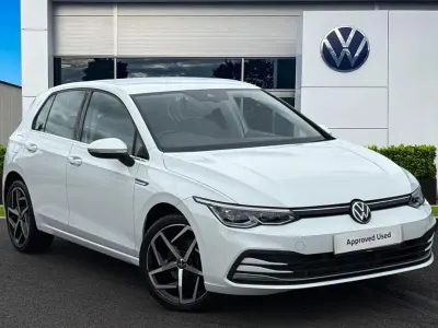 Used VW Golf VIII Style 147 HP (108 kW) 2020 White Hatchback