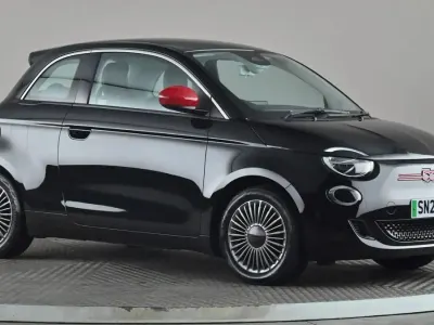 Używany Fiat 500e Red 69 kW (95 KM) 2022 Czarny Hatchback