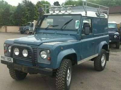 Usado Land Rover Defender 90 HP (66 kW) 1997 SUV