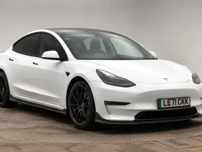 Used Tesla Model 3 Long Range AWD 77 kW (106 HP) 2022 White Sedan