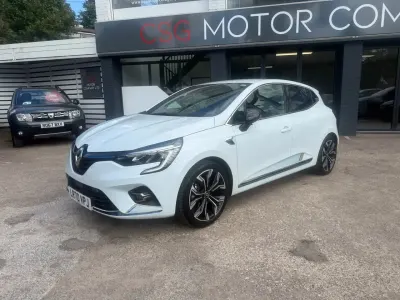 Used Renault Clio Play 140 HP (102 kW) 2020 White Hatchback