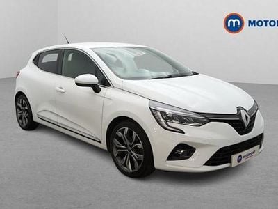 Used Renault Clio V Version S 101 HP (74 kW) 2020 White Hatchback