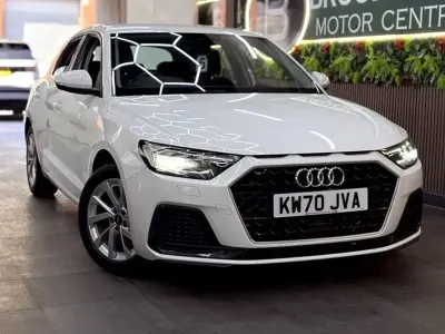 Used Audi A1 Sportback Sport 95 HP (69 kW) 2021 White Hatchback