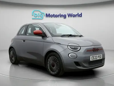 Used Fiat 500e Red 86 kW (118 HP) 2022 Grey Hatchback