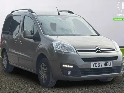Used Citroën Berlingo Flair 99 HP (72 kW) 2017 Brown MPV